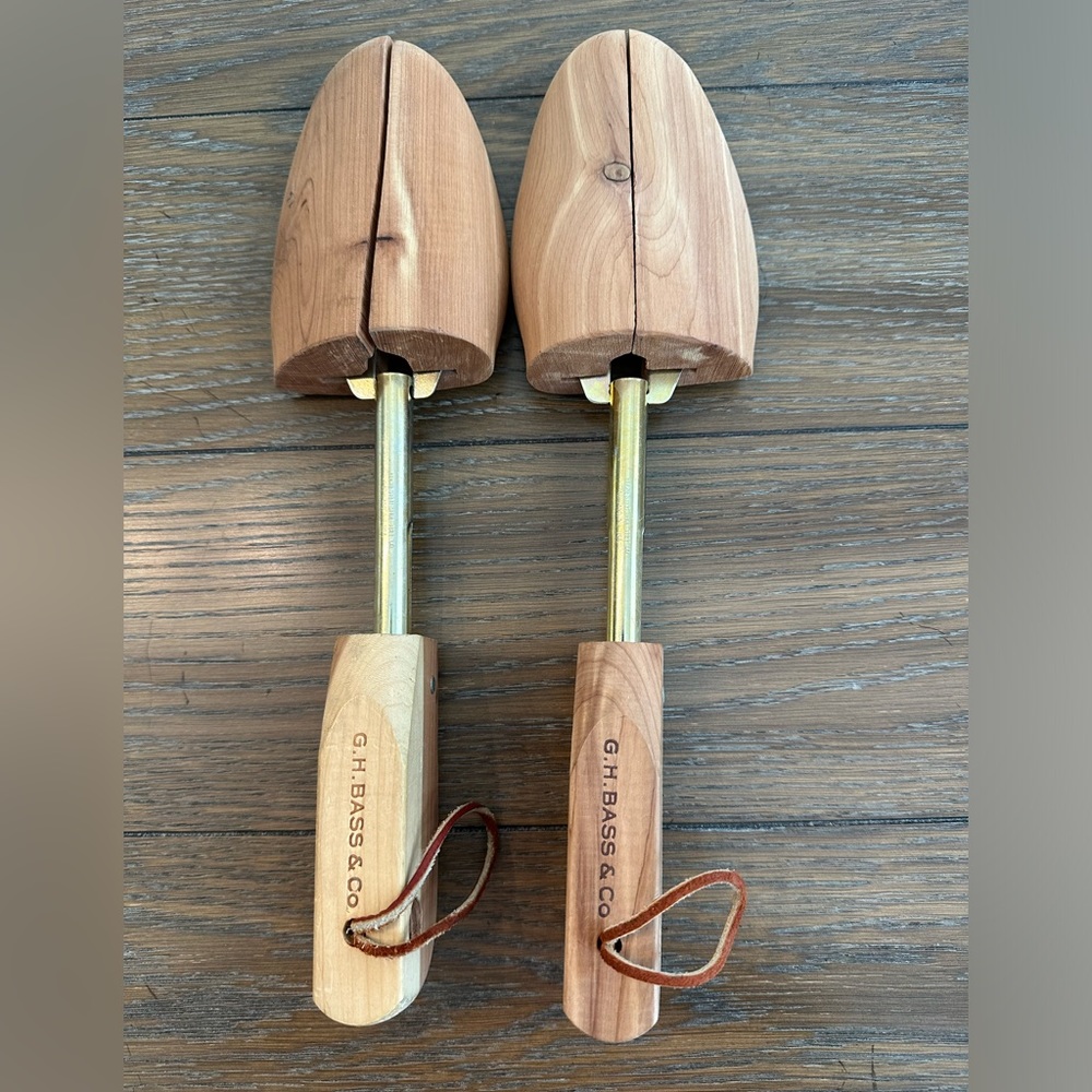 GH Bass and Co Shoe Trees Great Condition‎